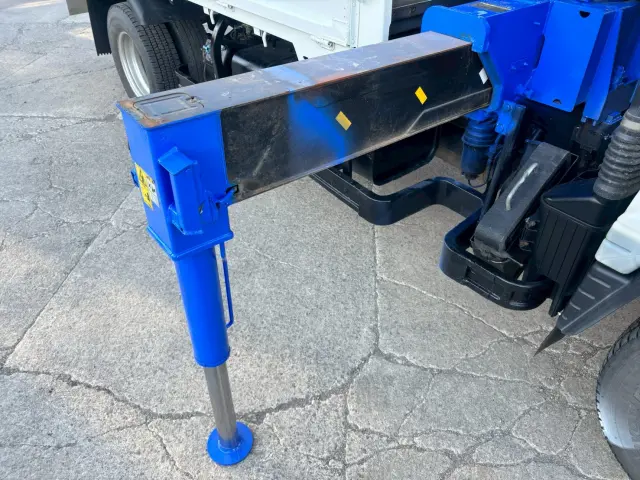 三菱 キャンター TPG-FEB50(2WD)の写真23