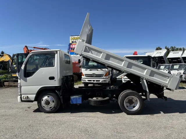 いすゞ エルフ TKG-NJS85AN(4WD)の写真8