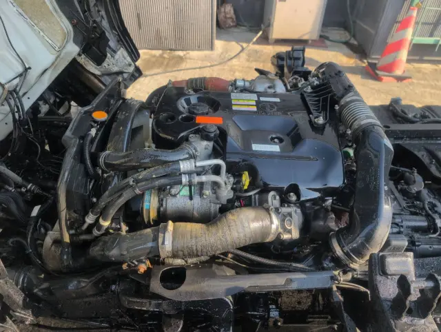 いすゞ エルフ TKG-NJS85AN(4WD)の写真14