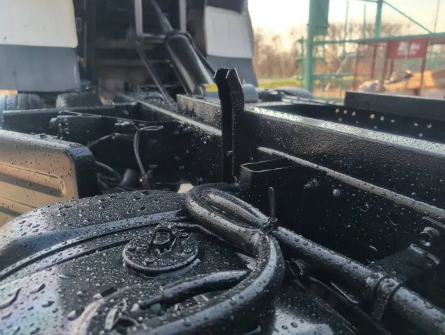 いすゞ エルフ TKG-NJS85AN(4WD)の写真26