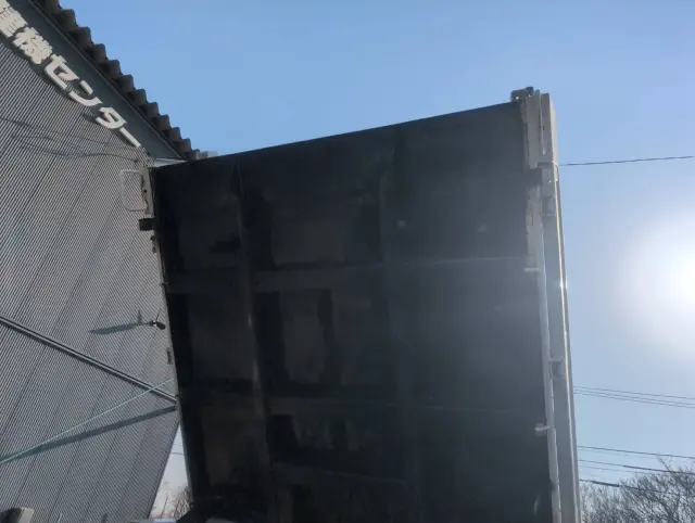 いすゞ エルフ TKG-NJS85AN(4WD)の写真33