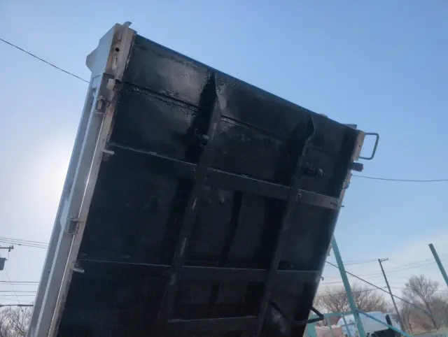 いすゞ エルフ TKG-NJS85AN(4WD)の写真36