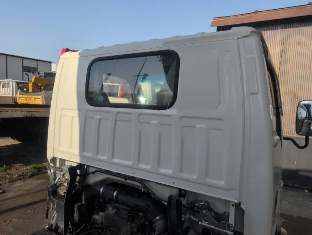 いすゞ エルフ TKG-NJS85AN(4WD)の写真38