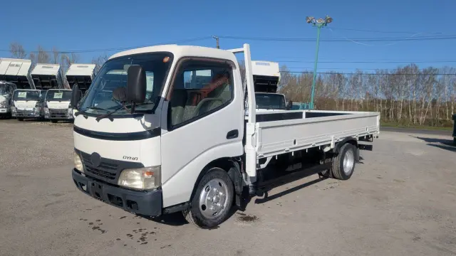トヨタ ダイナ BDG-XZU344(2WD)の写真1