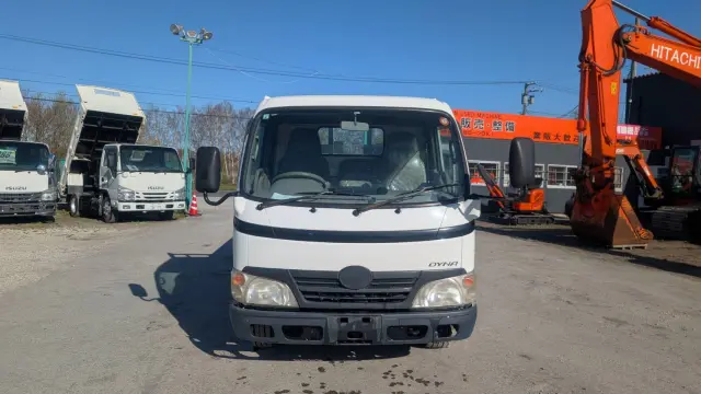 トヨタ ダイナ BDG-XZU344(2WD)の写真2