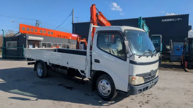 トヨタ ダイナ BDG-XZU344(2WD)の写真3