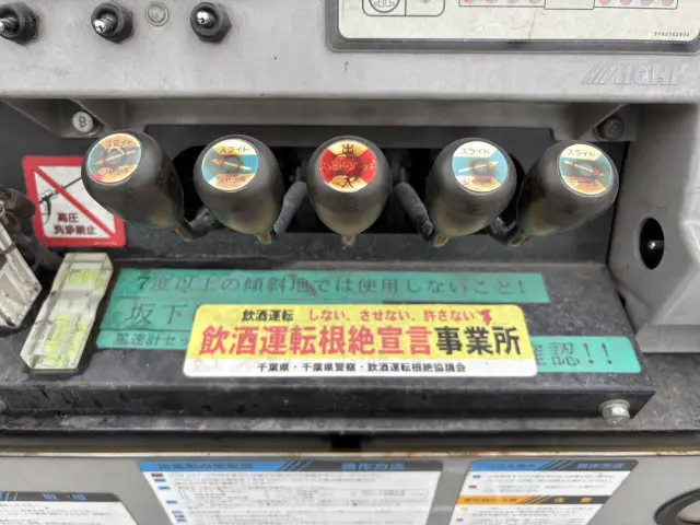日野 デュトロ BDG-XZU354E(2WD)の写真17