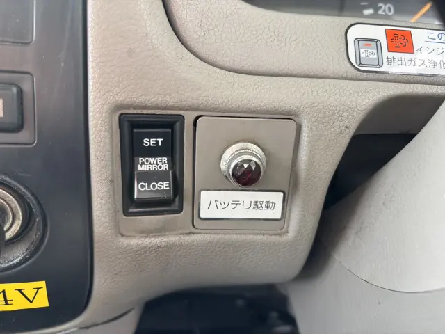 日野 デュトロ BDG-XZU354E(2WD)の写真39