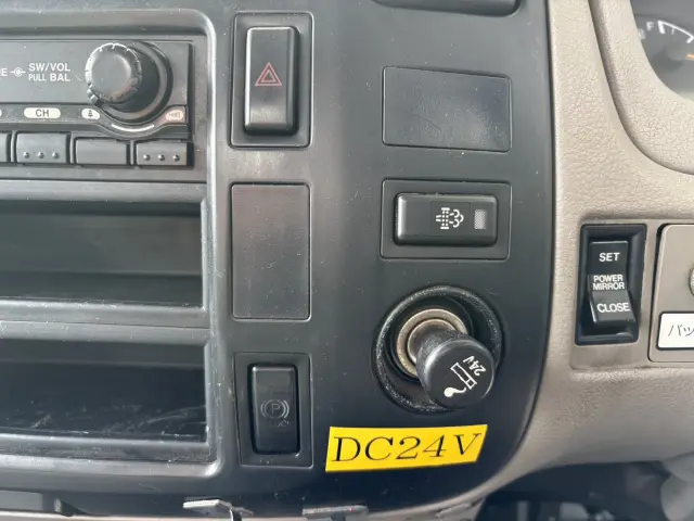 日野 デュトロ BDG-XZU354E(2WD)の写真41