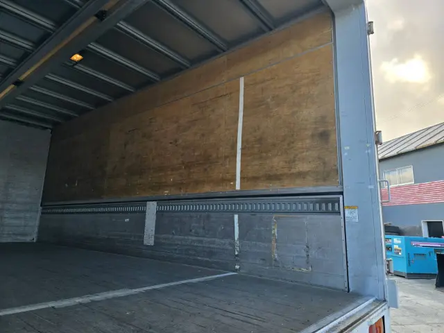 日野 レンジャー TKG-FC9JLAP(2WD)の写真14