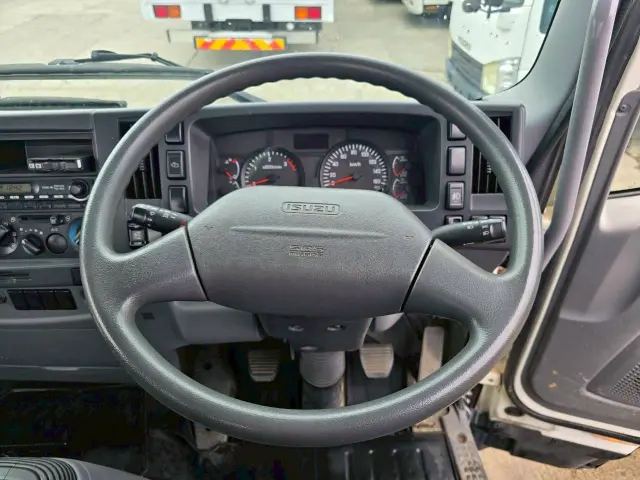 いすゞ フォワード TKG-FRR90S1(2WD)の写真30