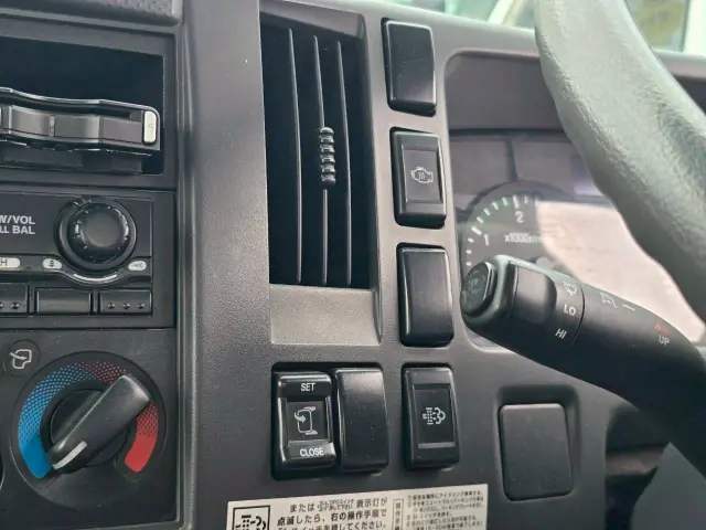 いすゞ フォワード TKG-FRR90S1(2WD)の写真33