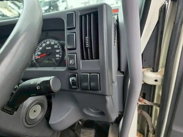 いすゞ フォワード TKG-FRR90S1(2WD)の写真34