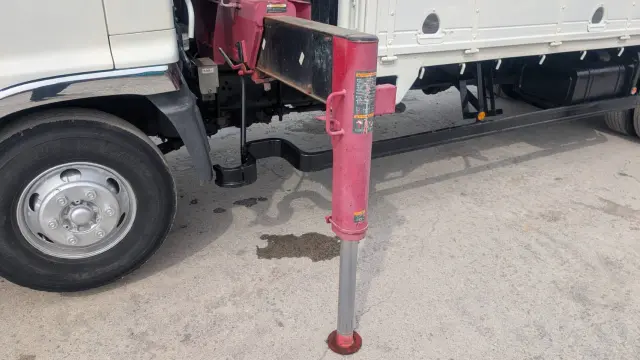 日野 レンジャー BDG-FC6JKWA(2WD)の写真9