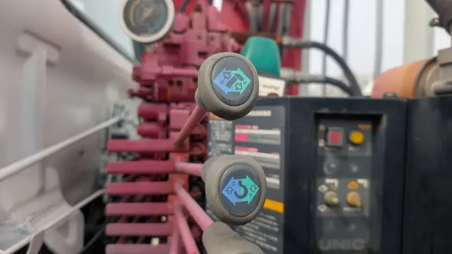 日野 レンジャー BDG-FC6JKWA(2WD)の写真16