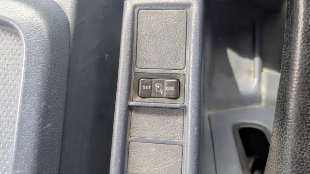 日野 レンジャー BDG-FC6JKWA(2WD)の写真48