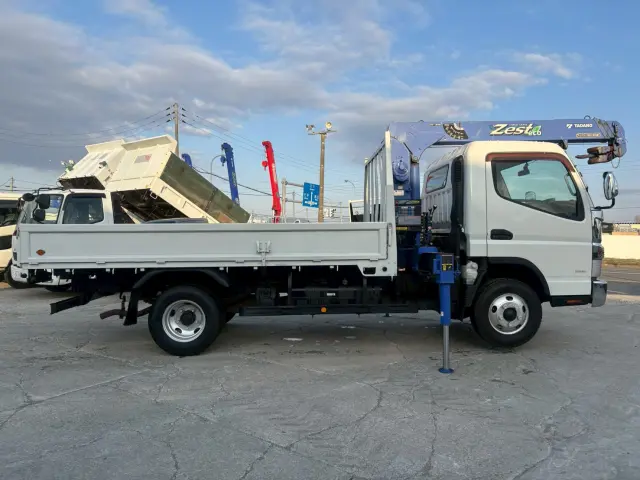 三菱 キャンター TKG-FEB50(2WD)の写真4