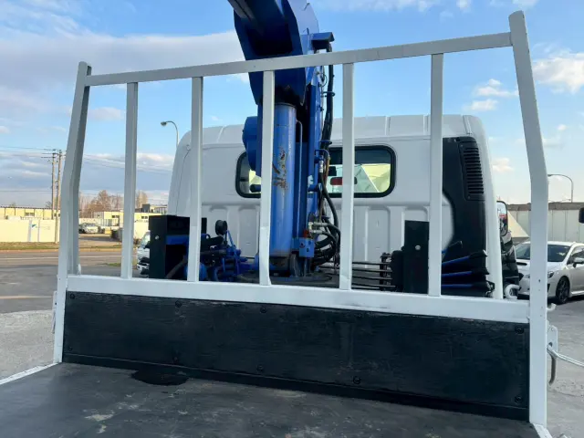 三菱 キャンター TKG-FEB50(2WD)の写真9