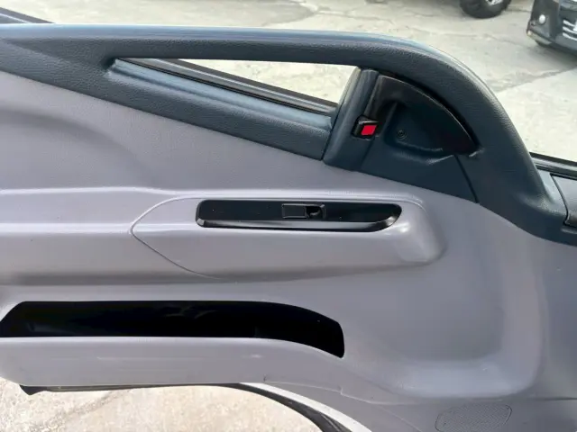 三菱 キャンター TKG-FEB50(2WD)の写真24