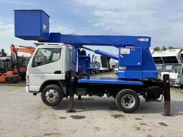 三菱 キャンター PA-FE73DB(2WD)の写真8
