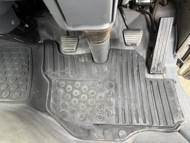 三菱 キャンター PA-FE73DB(2WD)の写真38