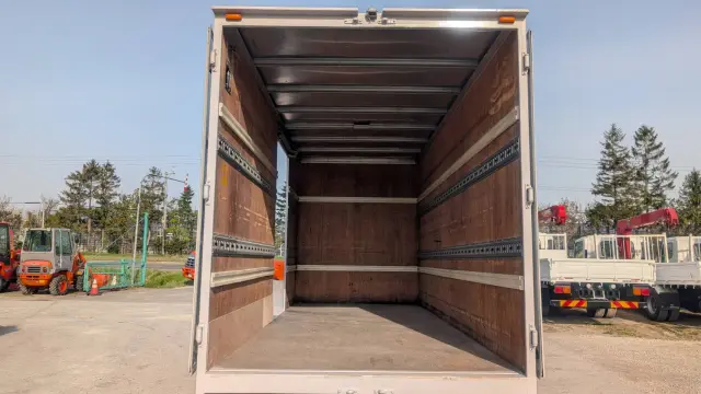 三菱 キャンター TKG-FEA50の写真9