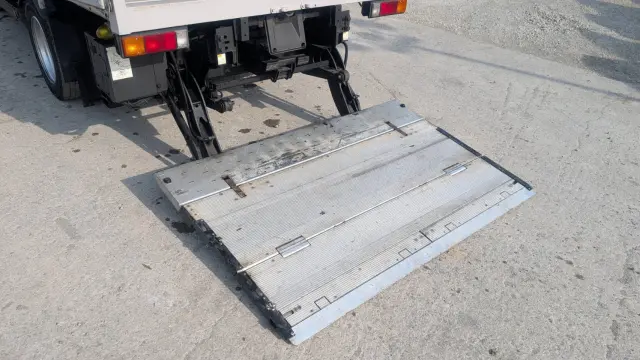 三菱 キャンター TKG-FEA50の写真16