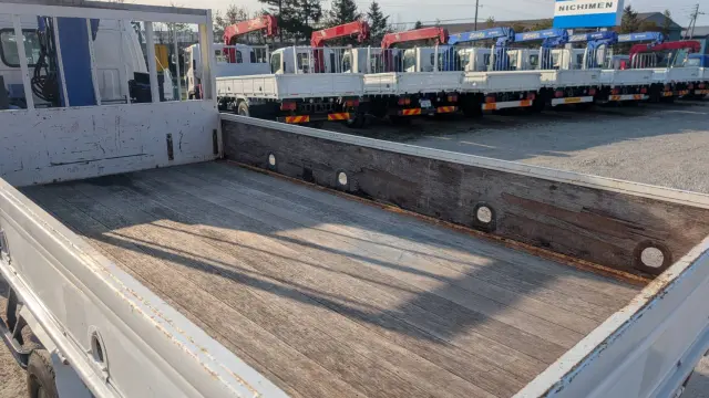 日野 デュトロ SKG-XZU650M(2WD)の写真11