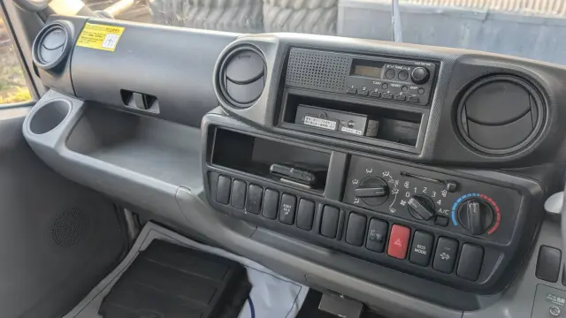 日野 デュトロ SKG-XZU650M(2WD)の写真41