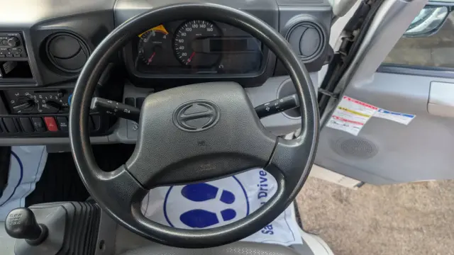 日野 デュトロ SKG-XZU650M(2WD)の写真50