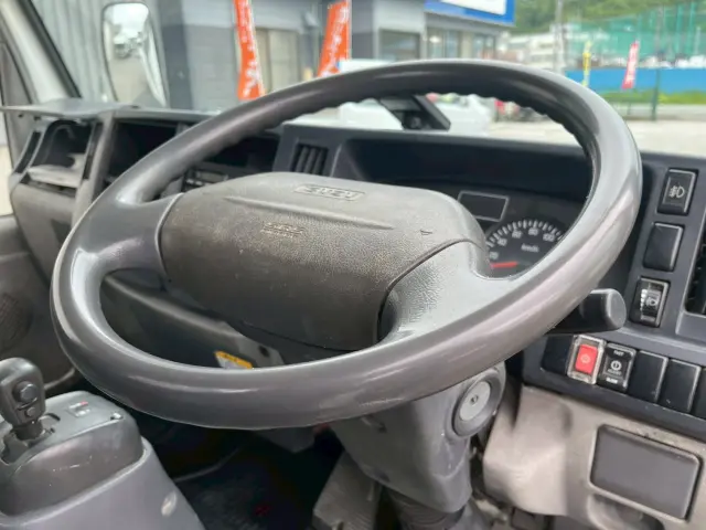 いすゞ エルフ 不明の写真20