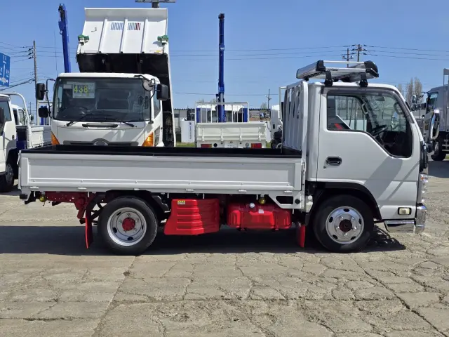 いすゞ エルフ TRG-NHS85A(4WD)の写真4