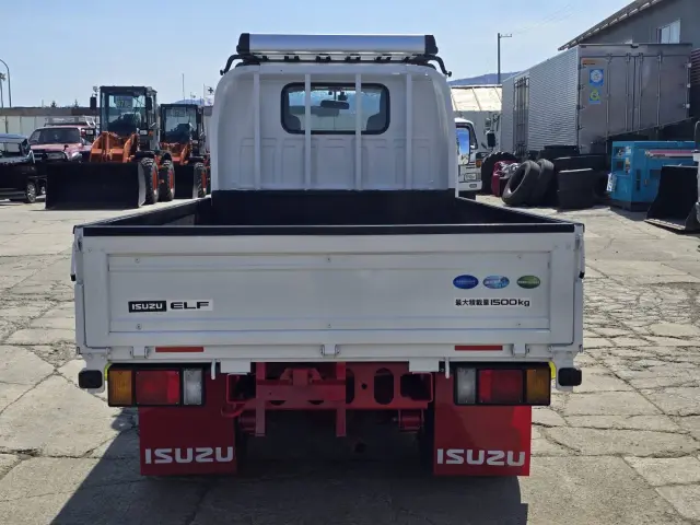 いすゞ エルフ TRG-NHS85A(4WD)の写真7