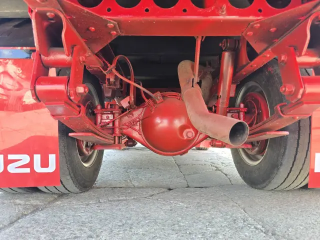 いすゞ エルフ TRG-NHS85A(4WD)の写真18