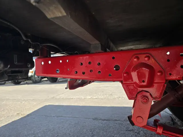 いすゞ エルフ TRG-NHS85A(4WD)の写真19