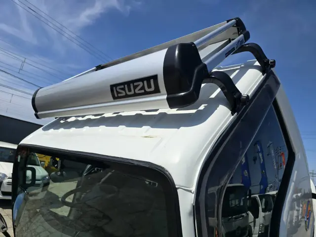 いすゞ エルフ TRG-NHS85A(4WD)の写真42