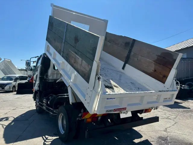 三菱 ファイター 2KG-FK72F(2WD)の写真6