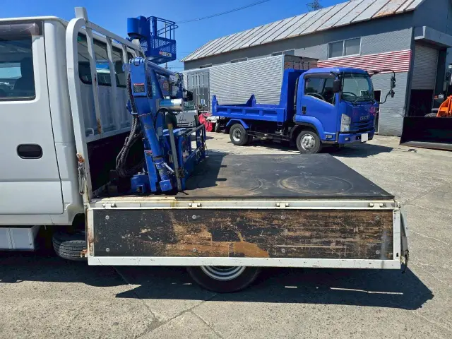 いすゞ エルフ TRG-NHR85A(2WD)の写真16