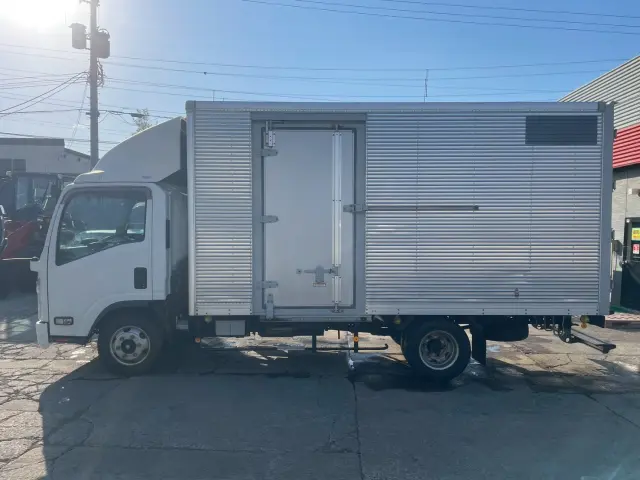 いすゞ エルフ 2RG-NPR88AN(2WD)の写真5