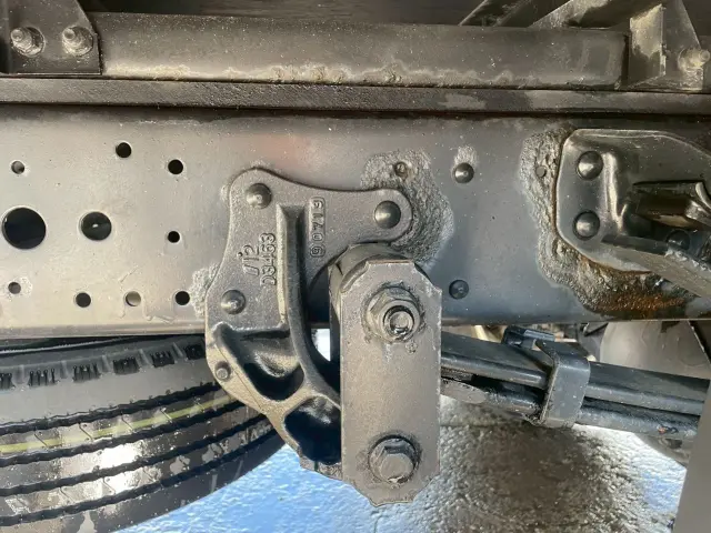 いすゞ エルフ 2RG-NPR88AN(2WD)の写真23