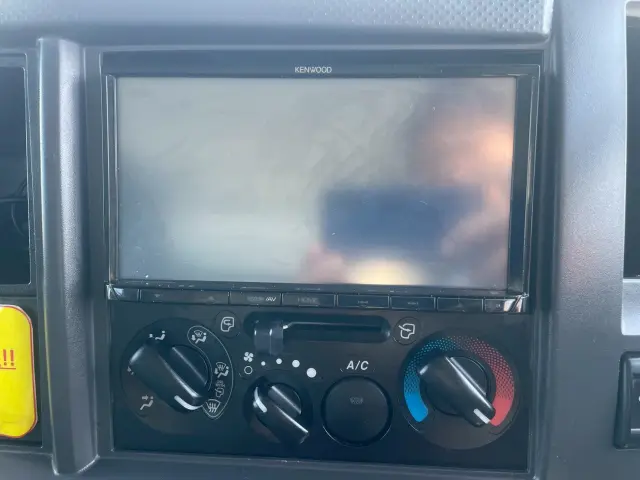 いすゞ エルフ 2RG-NPR88AN(2WD)の写真35