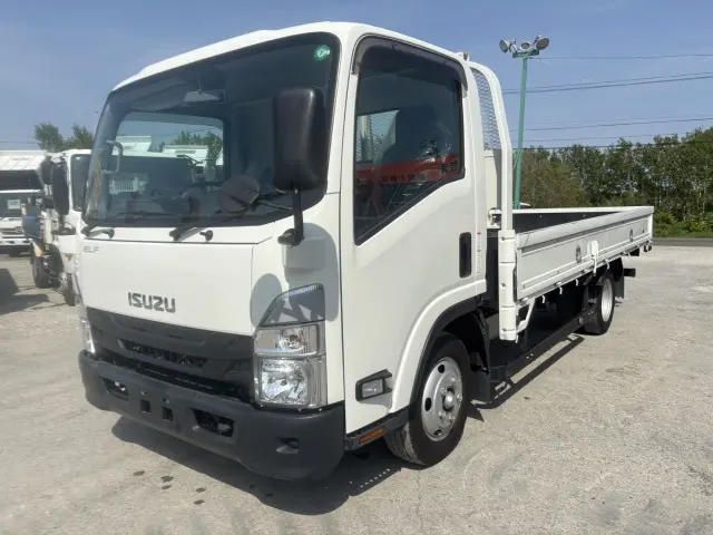 いすゞ エルフ 2RG-NPR88AR(2WD)の写真1