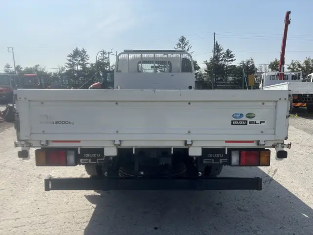 いすゞ エルフ 2RG-NPR88AR(2WD)の写真6