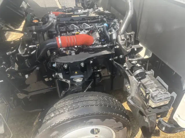いすゞ エルフ 2RG-NPR88AR(2WD)の写真19