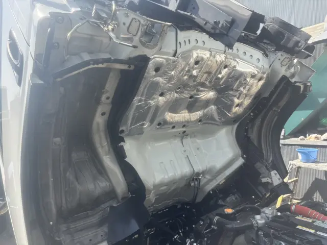 いすゞ エルフ 2RG-NPR88AR(2WD)の写真21