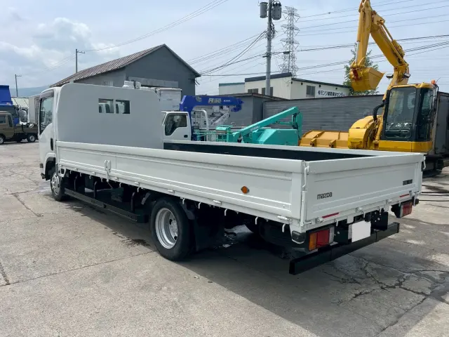 マツダ タイタン TKG-LNR85AR(2WD)の写真6