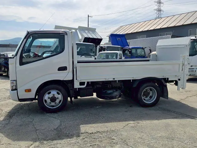 日野 デュトロ TKG-XZU675M(4WD)の写真5