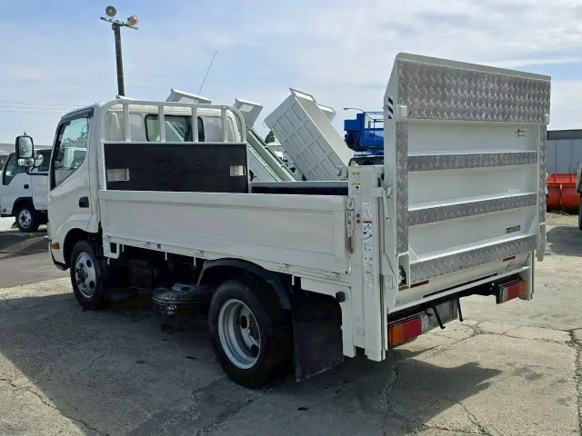 日野 デュトロ TKG-XZU675M(4WD)の写真6