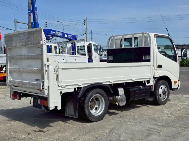 日野 デュトロ TKG-XZU675M(4WD)の写真8