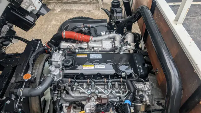いすゞ エルフ 2RG-NPR88AR(2WD)の写真14